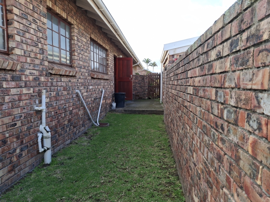 To Let 2 Bedroom Property for Rent in Gonubie Eastern Cape